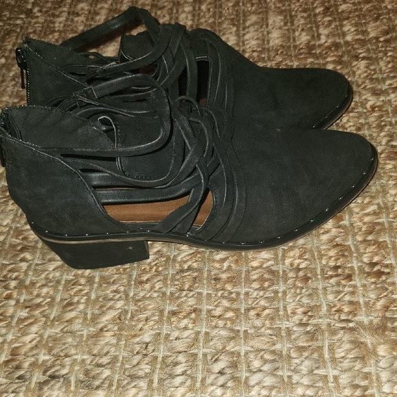 Maurices Black Ankle Boots with Suede Texture - Picture 7 of 7